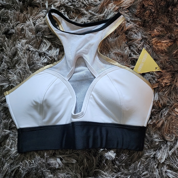 Andrea Iyamah Bikini Set - Picture 2 of 8